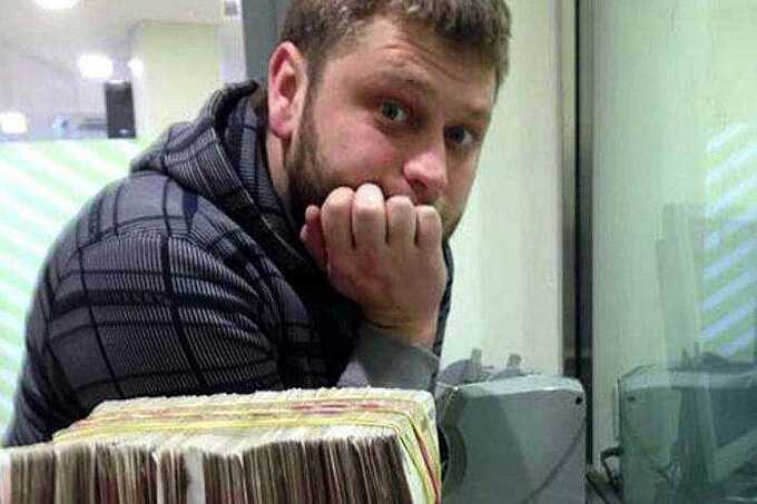 Роман Селезнев основал в России стартап, который занимается международной "муравьиной" доставкой