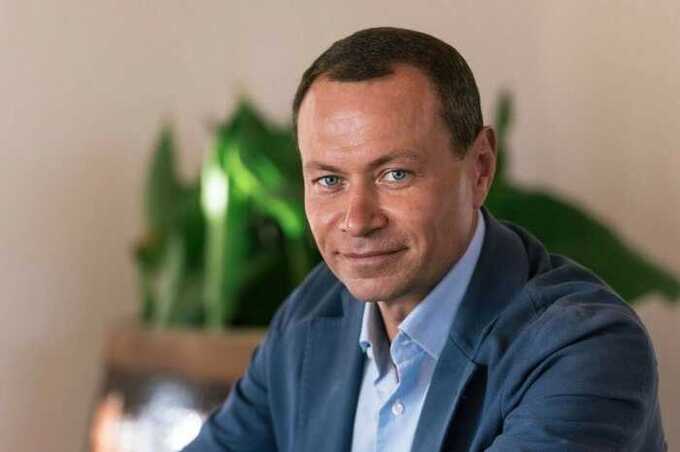 Бывшего мэра Владивостока Владимира Николаева обвиняют в хищении миллиардов рублей