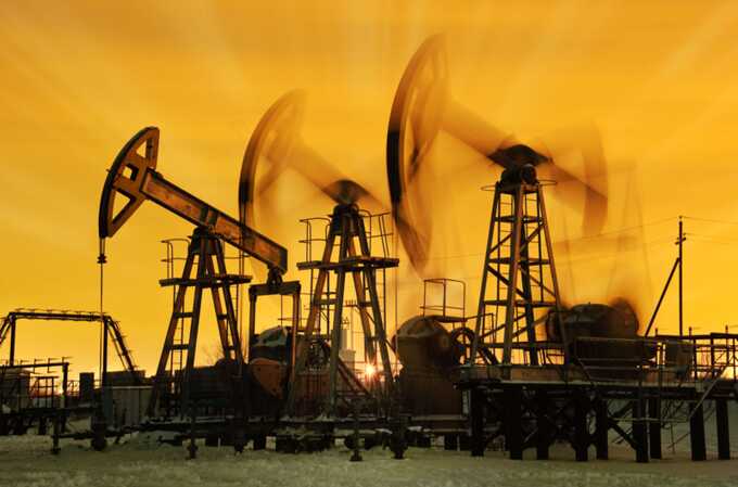 Цена на нефть Urals впервые с апреля превысила 70 долларов за баррель