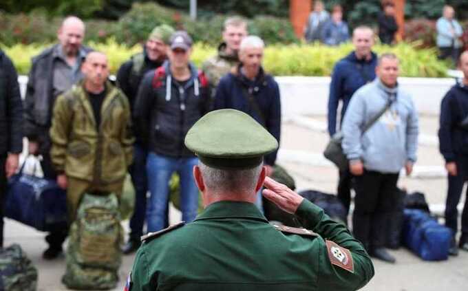 В Чите сотрудников бюджетных организаций обязали искать «добровольцев» для отправки на войну с Украиной