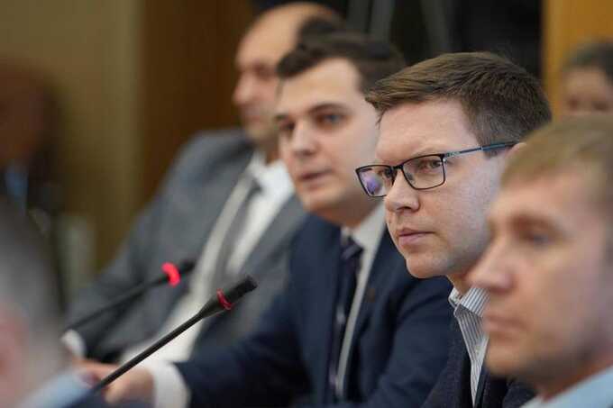 Семён Сендерский проделал долгий путь к месту депутата краевого парламента