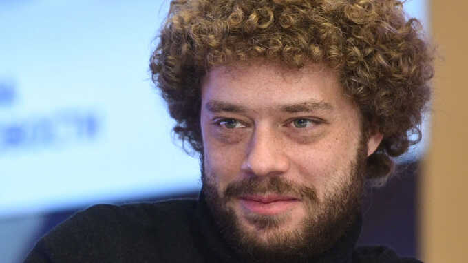 Илья Варламов был заочно арестован и объявлен в международный розыск за распространение ложной информации об армии