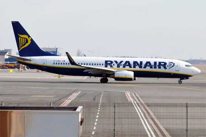 Пассажиры Ryanair пострадали во время пожара в испанском аэропорту