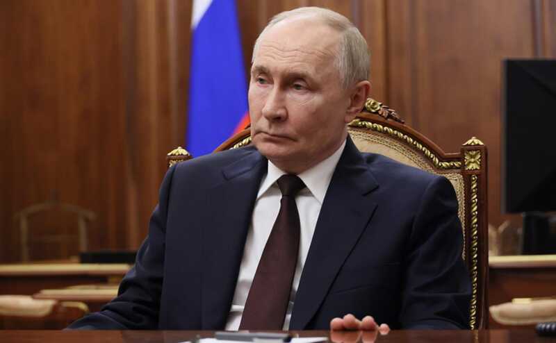 Президент России предложил Ирану остановить процесс обогащения урана