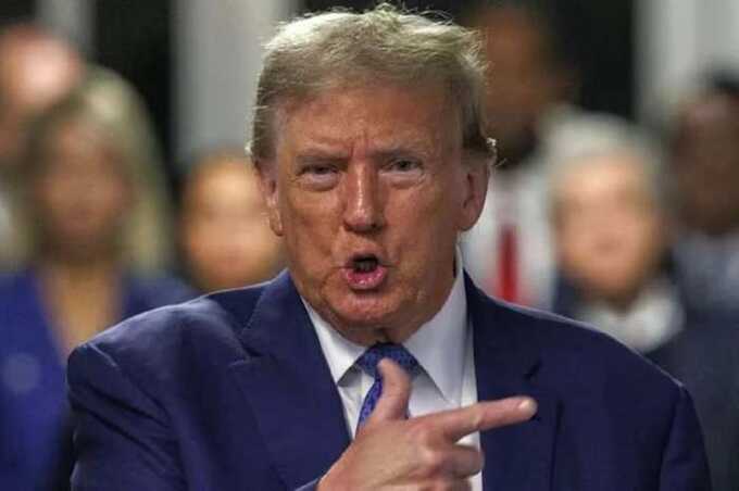 Трамп заявил, что демократы выдумали историю о списке Эпштейна