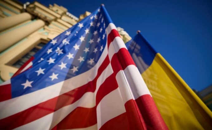 США останавливают бесплатную военную поддержку Украине