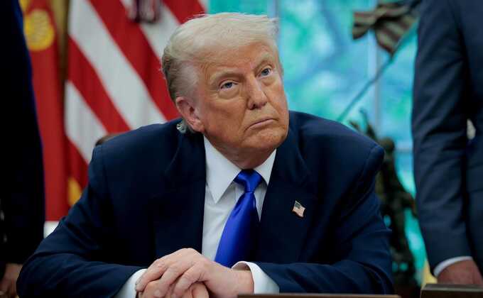 Трамп поддерживает Украину словами, но признаёт вероятность победы России