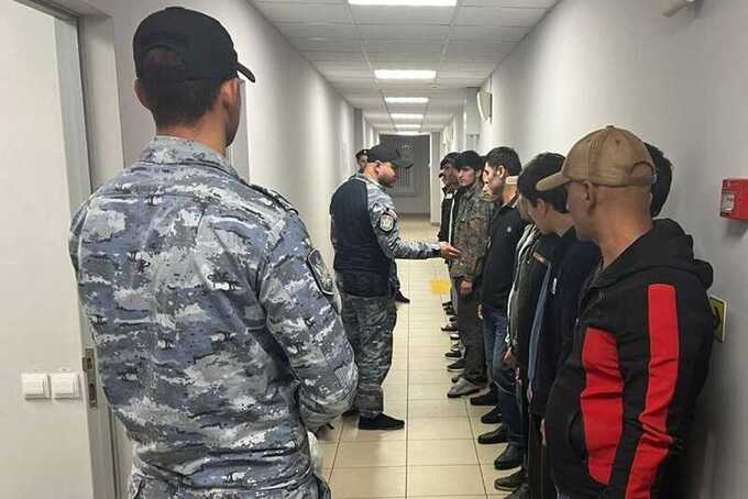 В Челябинске и Петербурге проходят облавы в поисках новых призывников для отправки на "СВО"