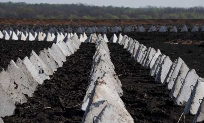 Russian authorities conducted a search at the home of the Bryansk Deputy Governor due to allegations of fraud linked to border fortification initiatives