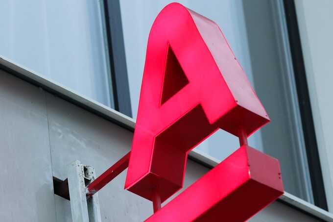 Альфа-Банк рассматривает возможность слияния с ВТБ для получения господдержки