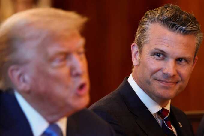 Трамп выступил в поддержку Хегсета после серии скандалов