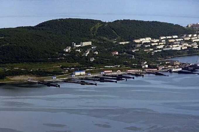 Военная база на Камчатке получила повреждения после удара цунами