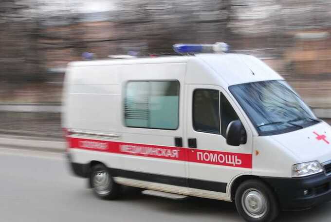 Житель Дагестана "утешил" невесту снюсом, отправив её в больницу