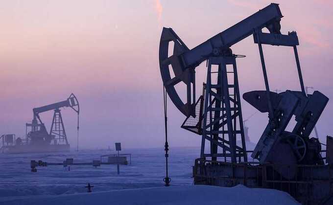 Китай и дальше приобретает российскую нефть, невзирая на угрозы Трампа
