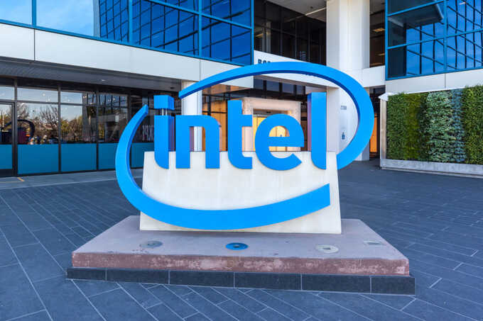 Белый дом может приобрести долю в Intel, чтобы ускорить возведение завода в Огайо