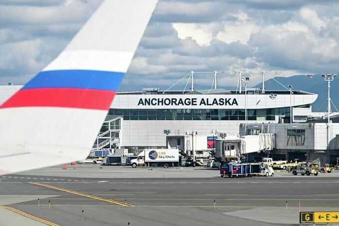 Российская делегация отправилась на саммит с США в Анкоридже, переговоры состоятся в формате «три на три»